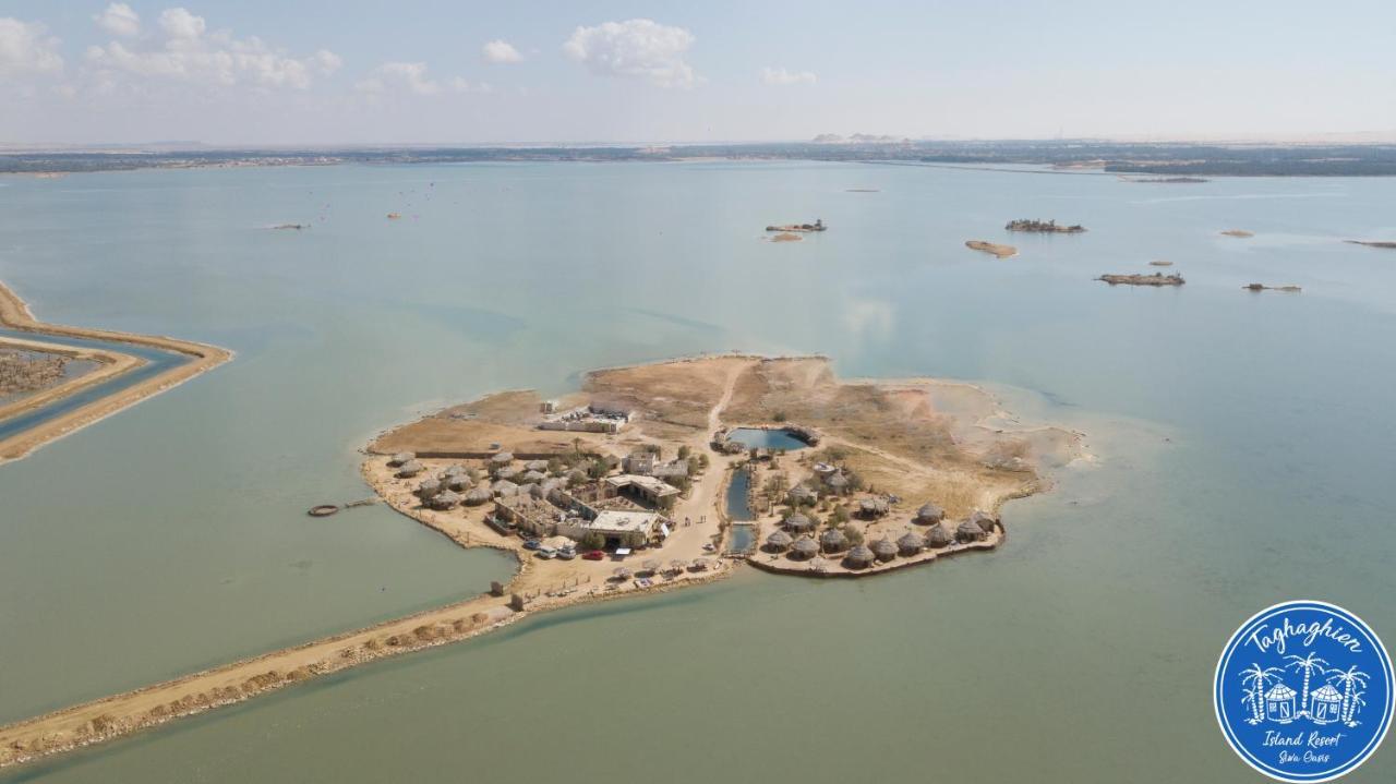 Taghaghien Island Resort Siwa Oasis Bagian luar foto