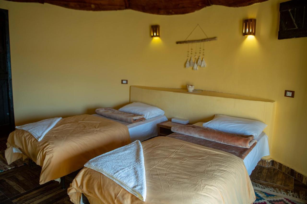 Taghaghien Island Resort Siwa Oasis Bagian luar foto